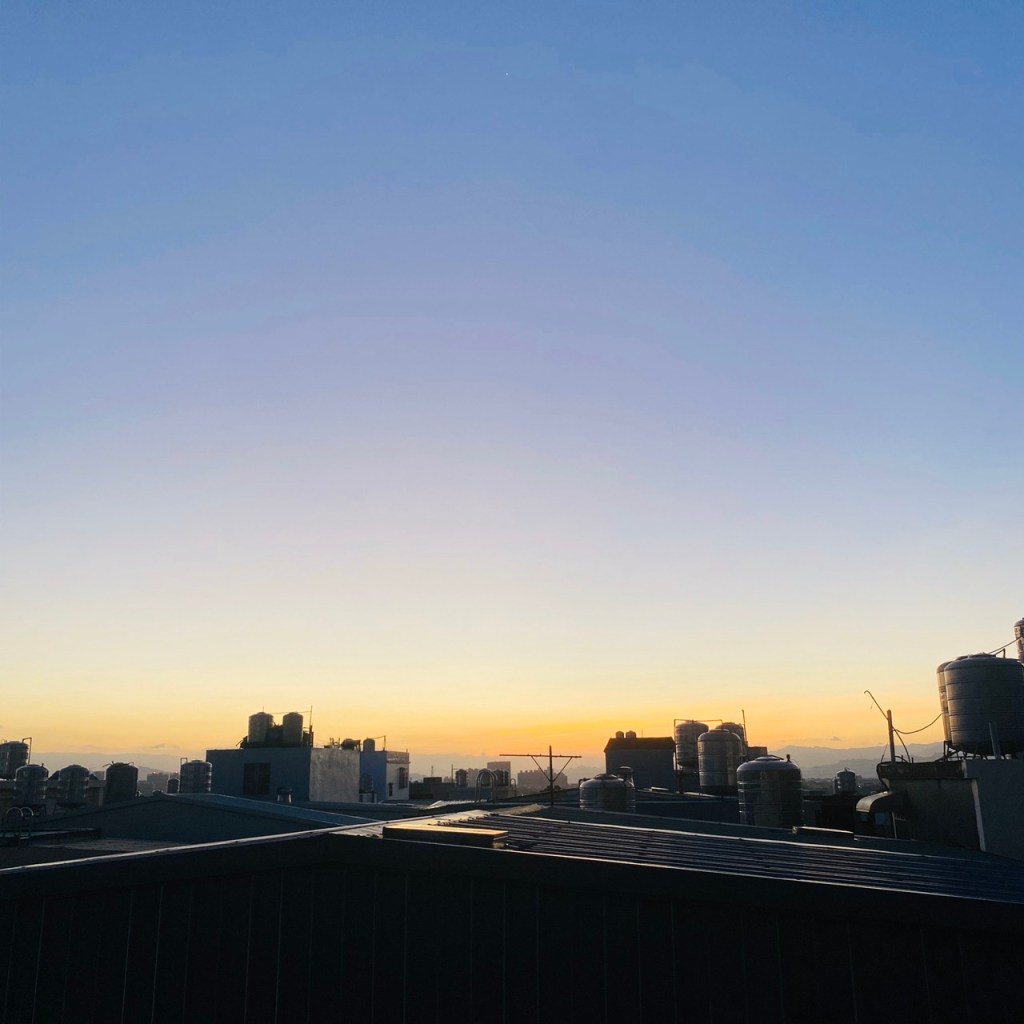 日出
